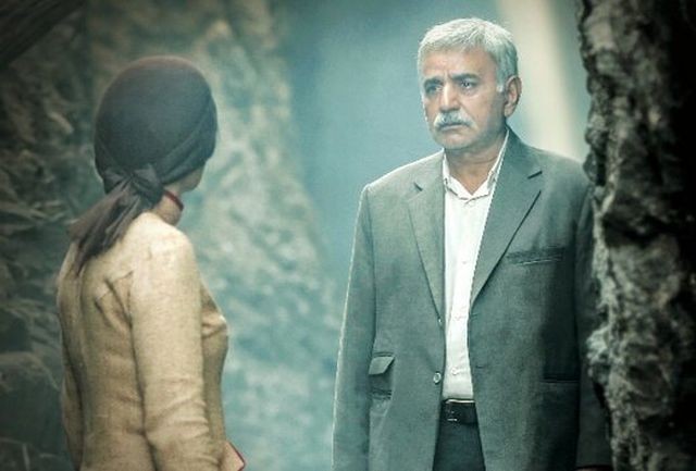 طغیان در تاریکی؛ نگاهی به فیلم «بی همه چیز» به بهانه نمایش آنلاین